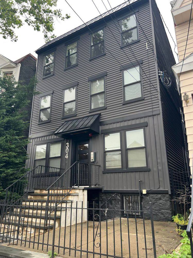 Apartment for rent at 304 Ege Ave #3R-3R, Bayonne, NJ 07002