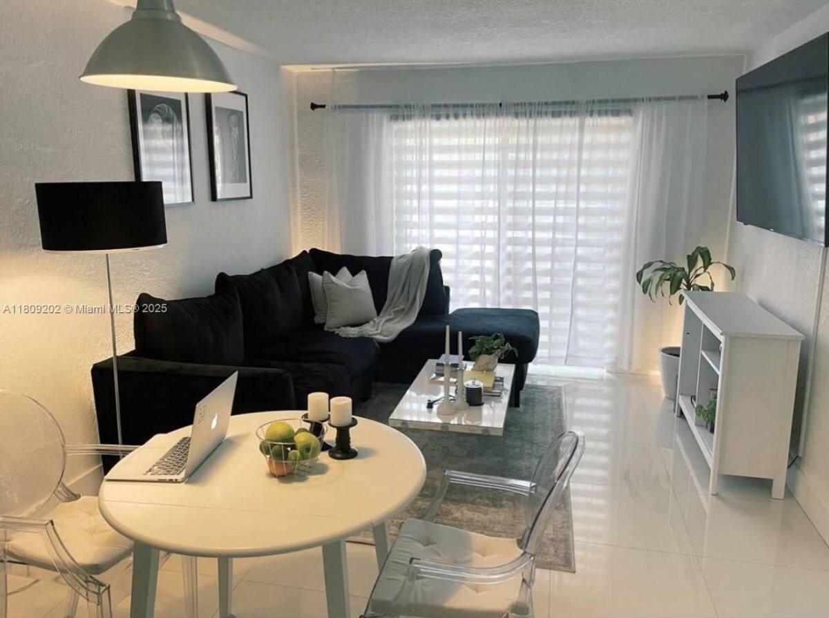 Apartment for rent at 445 SW 11th St #101, Miami, FL 33130