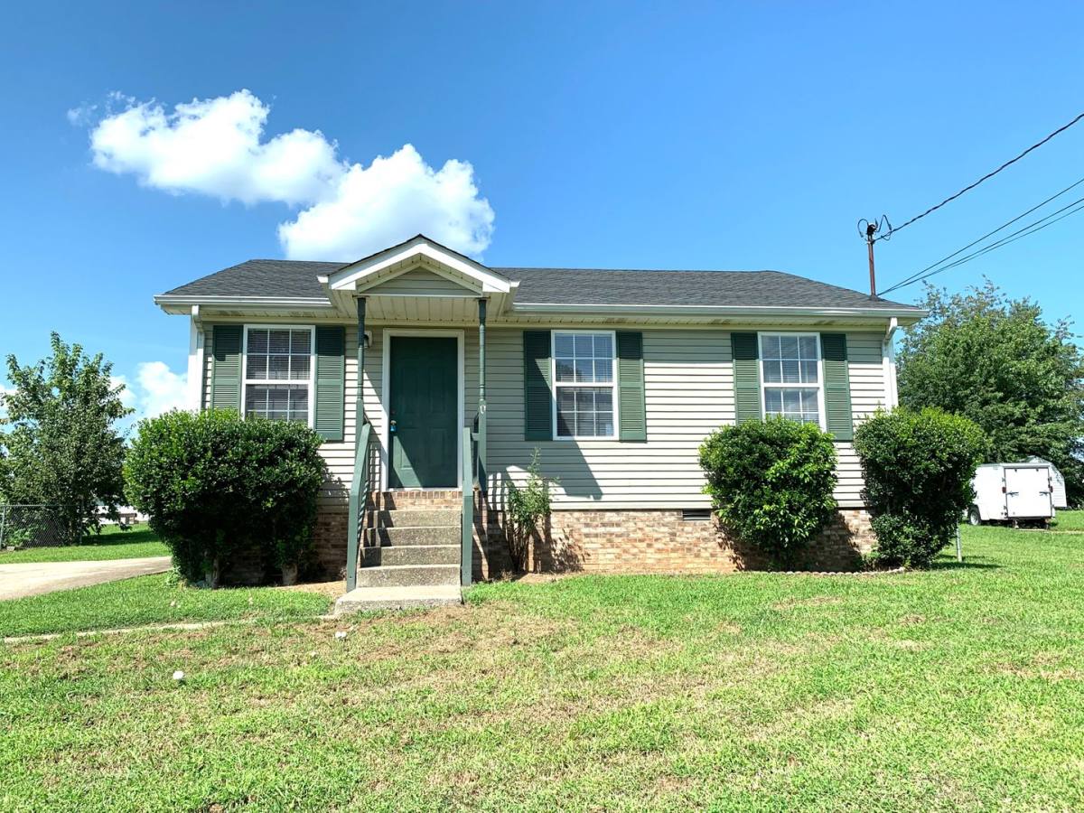 House for rent at 101 Grant Ave, Oak Grove, KY 42262