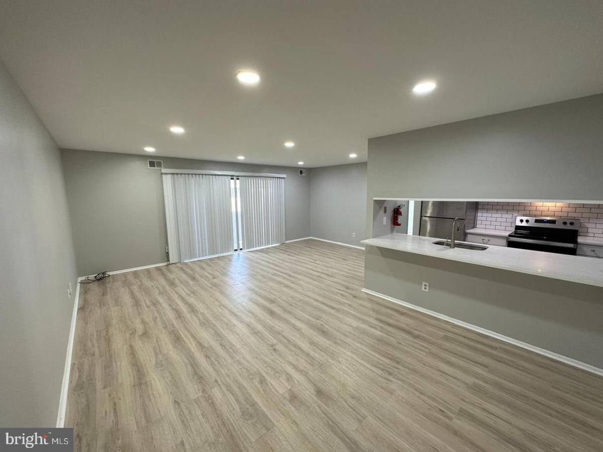 Condo for rent at 1704 The Woods, Cherry Hill, NJ 08003