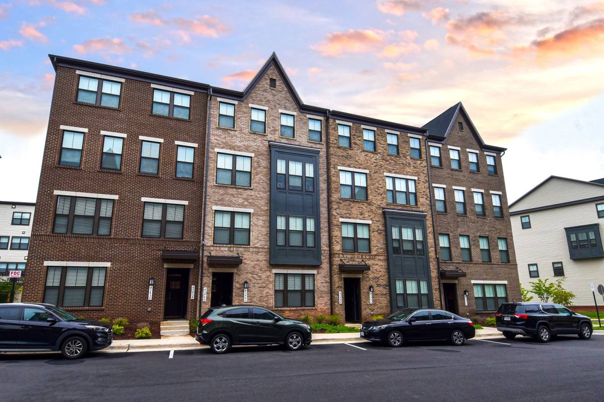 Townhouse for rent at 43444 Stonewood Crossing Terrace, Ashburn, VA 20148