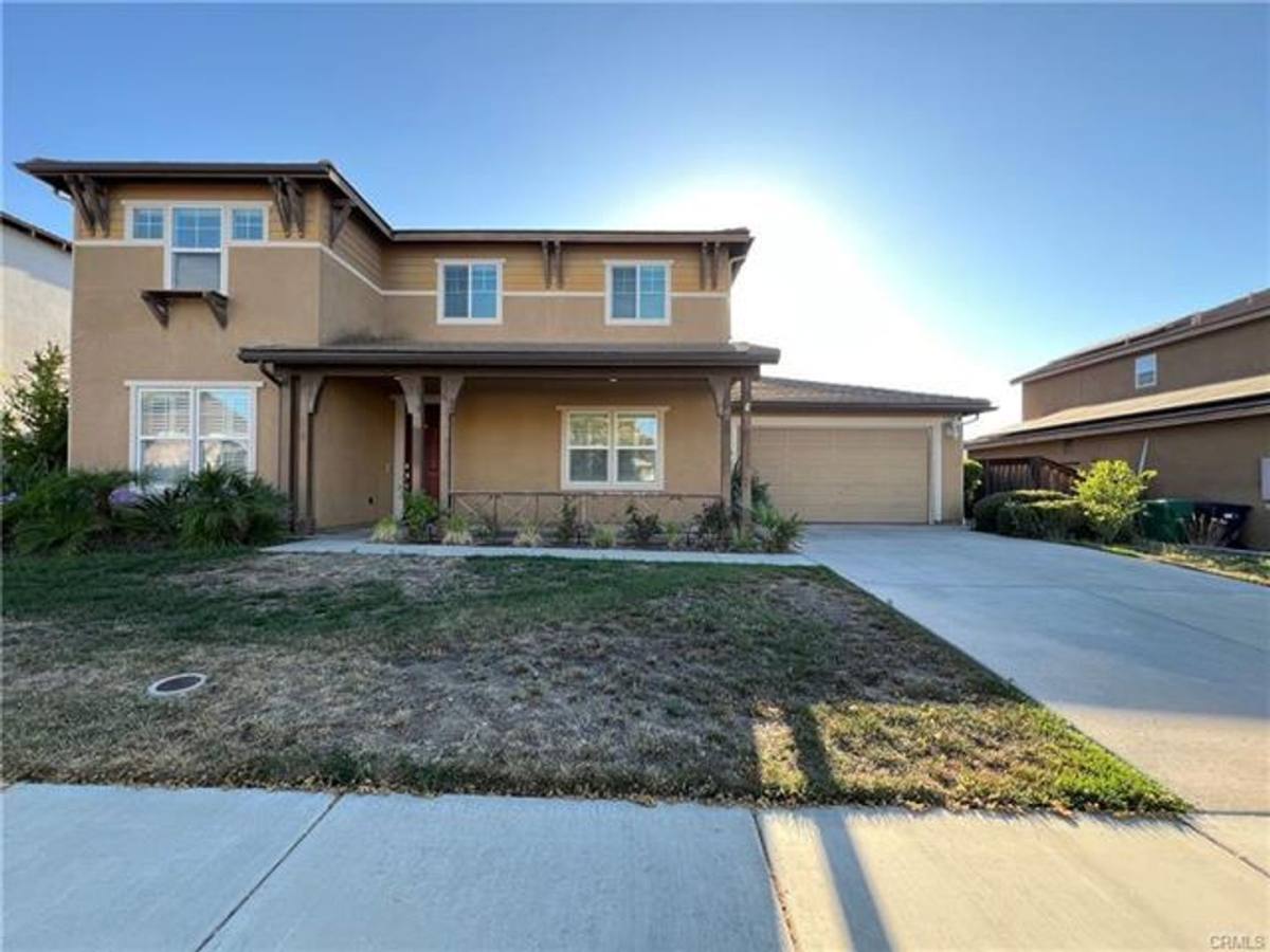 House for rent at 36395 Pistachio Dr, Winchester, CA 92596