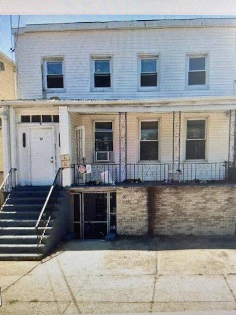 Apartment for rent at 17 Beach St #17, Brooklyn, NY 11238