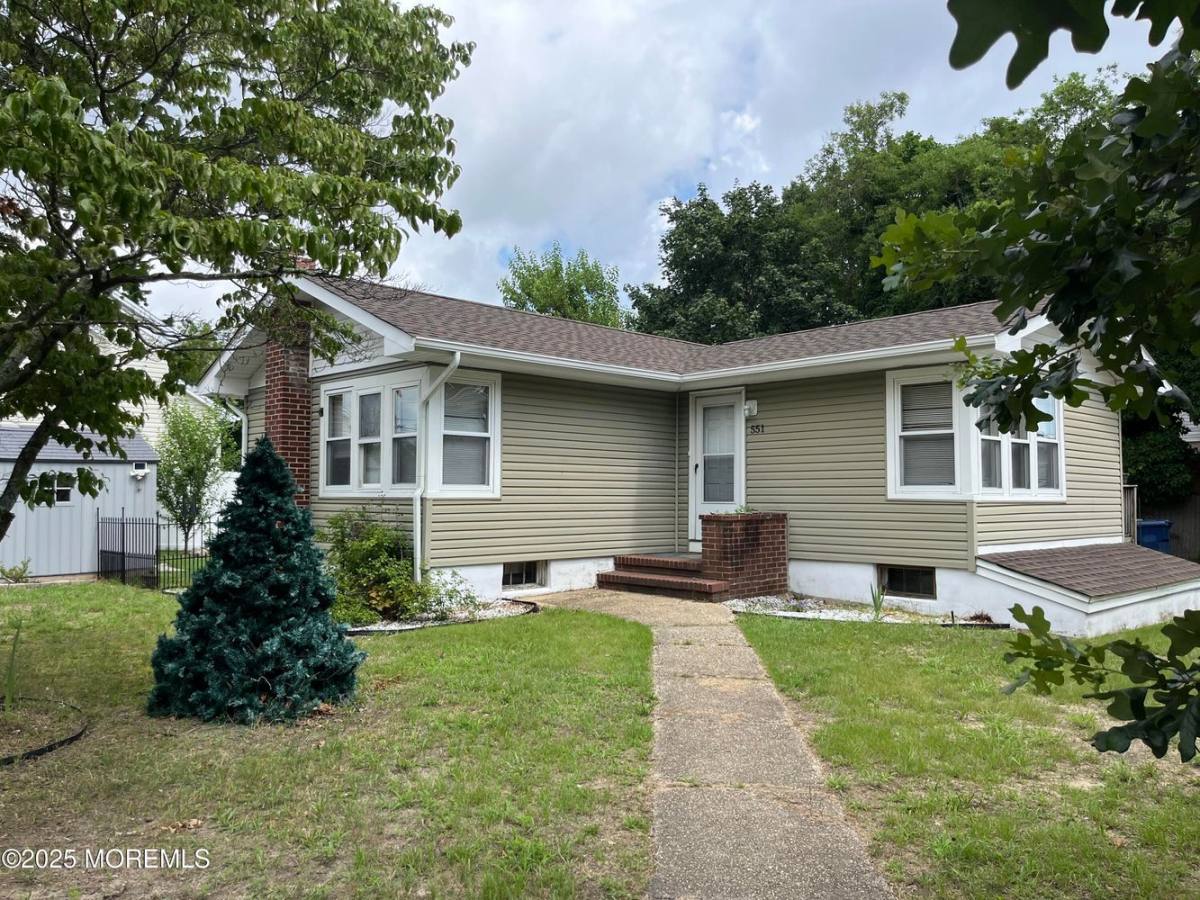 551 Capstan Ave #551, Bayville, NJ 08721