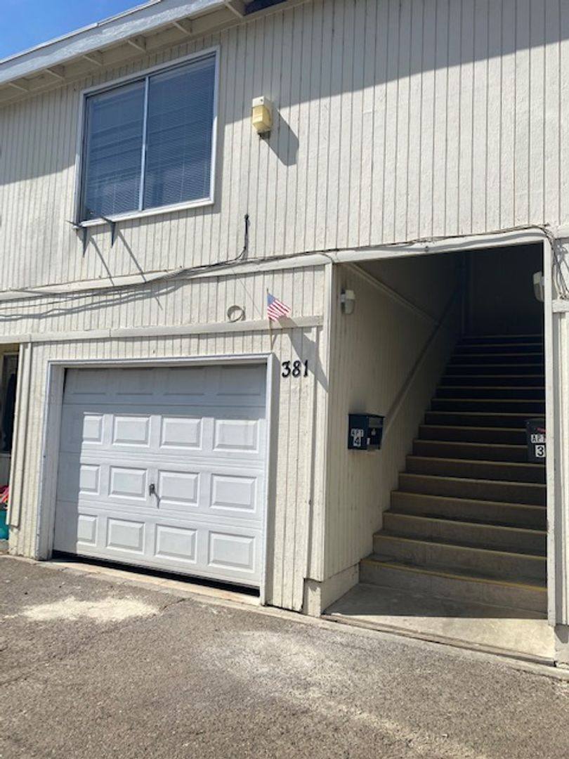 Apartment for rent at 381 Alice St, Medford, OR 97501