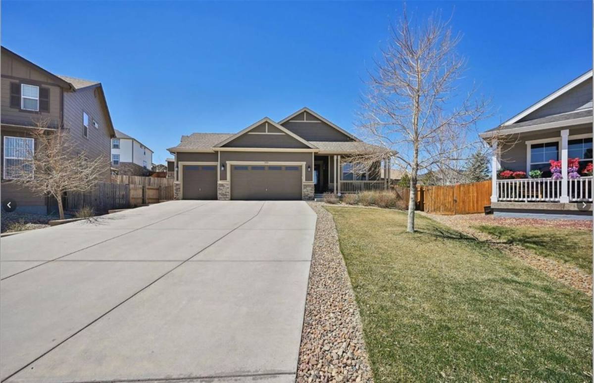 House for rent at 1955 S Danube Way, Aurora, CO 80013