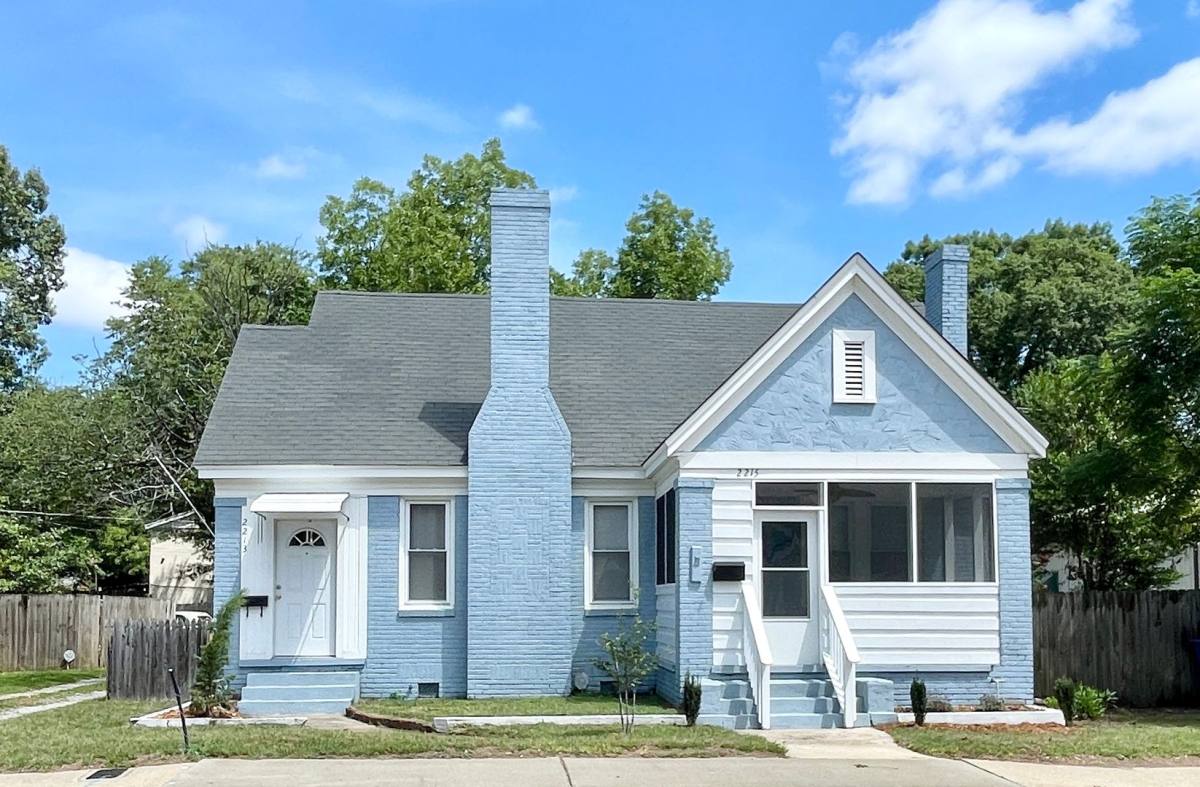 Apartment for rent at 2213-2215 Rosewood Dr, Columbia, SC 29205