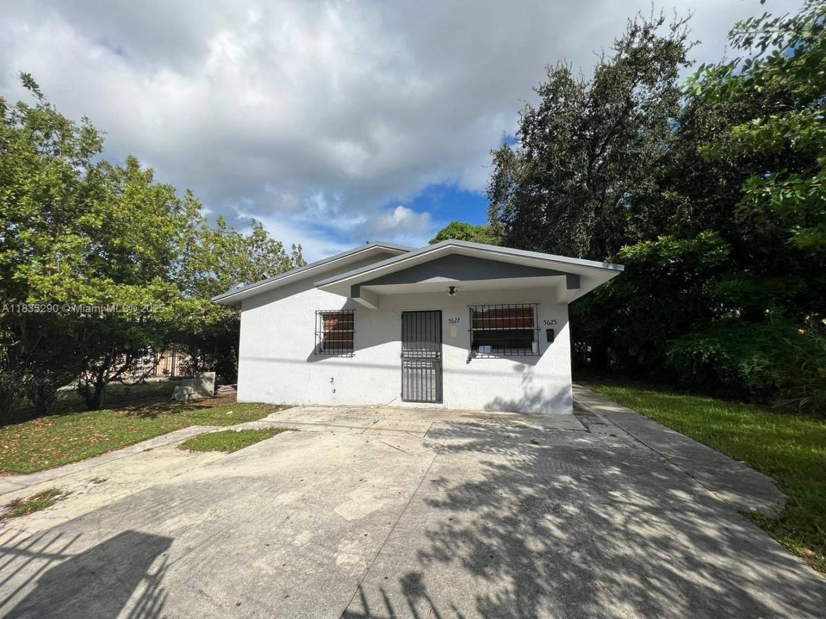 Apartment for rent at 5627 NW 6th Ave #5625, Miami, FL 33127
