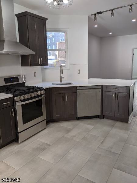 Apartment for rent at 5 Warren St #5, Bayonne, NJ 07002