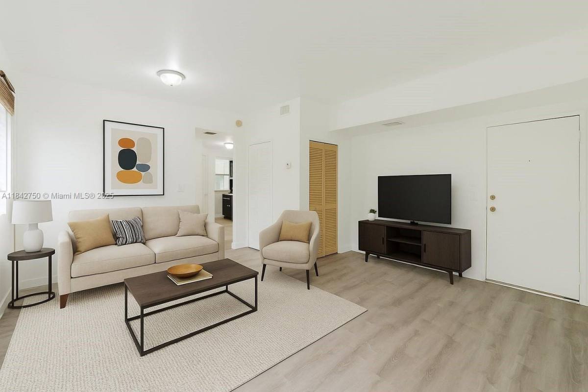 Apartment for rent at 109 NW 6th Ave #6-6, Miami, FL 33128