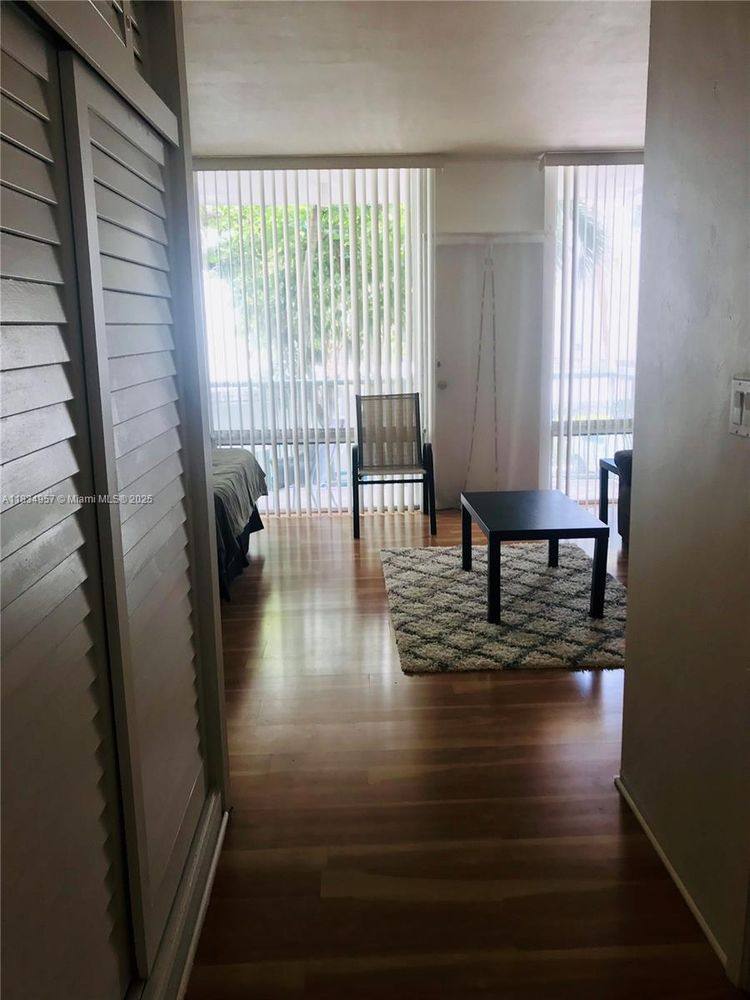 Apartment for rent at 1408 Brickell Bay Dr #216, Miami, FL 33131