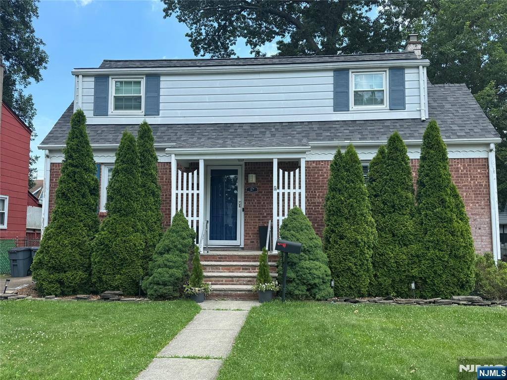 Apartment for rent at 17 Birchwood Rd #2-2, Elmwood Park, NJ 07407
