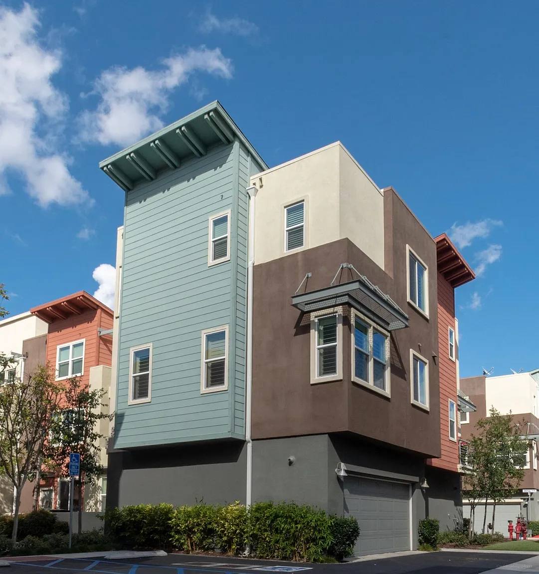 Townhouse for rent at 225 Royal Glen #414, Escondido, CA 92025