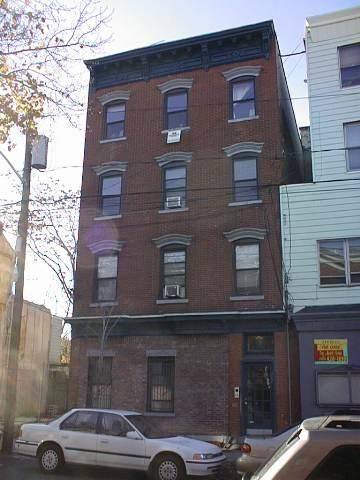 Apartment for rent at 387 Monmouth St #1-1, Bayonne, NJ 07002