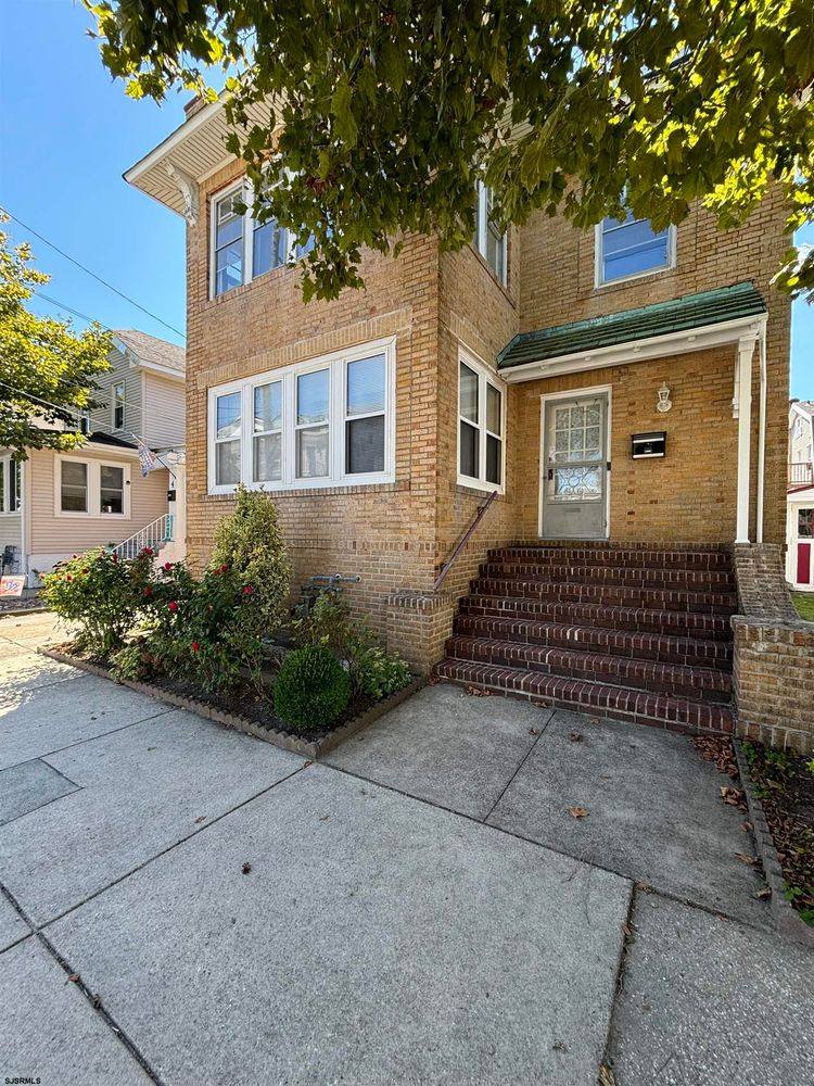 Apartment for rent at 6 N Austin Ave #2-2, Atlantic City, NJ 08404
