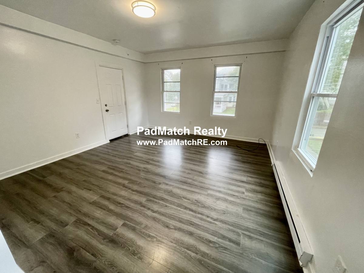 Apartment for rent at 164 Marcy St #1, Southbridge, MA 01550