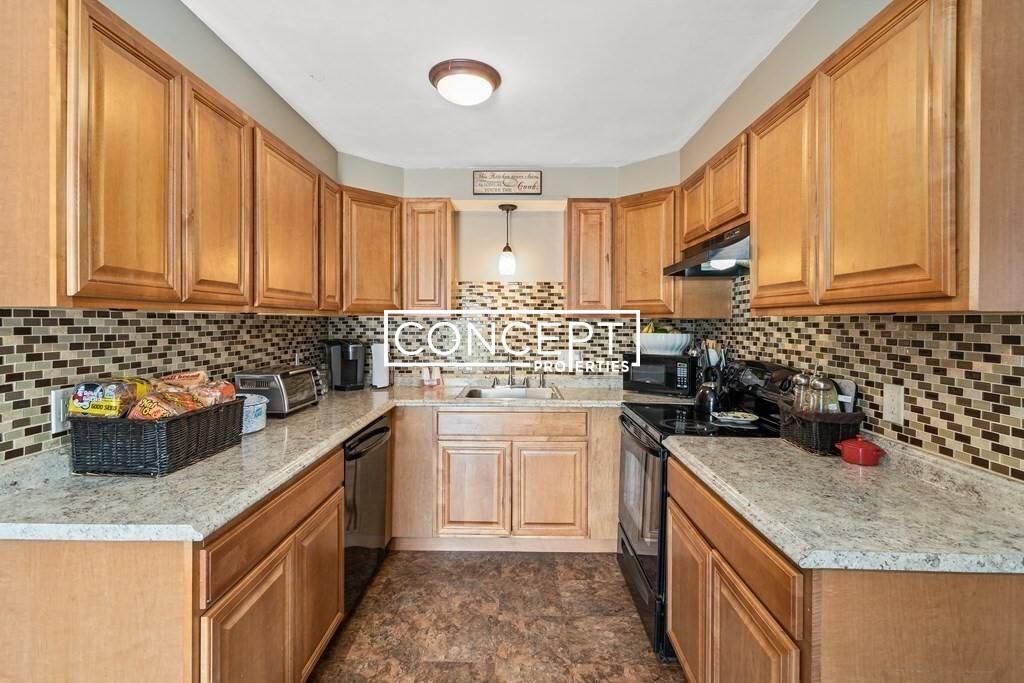Apartment for rent at 69 Silver Lake Ave, Newton, MA 02458