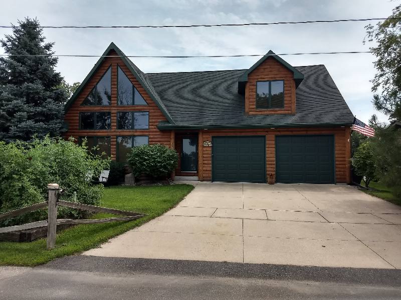 House for rent at 897 Coolidge Ave, Oshkosh, WI 54902