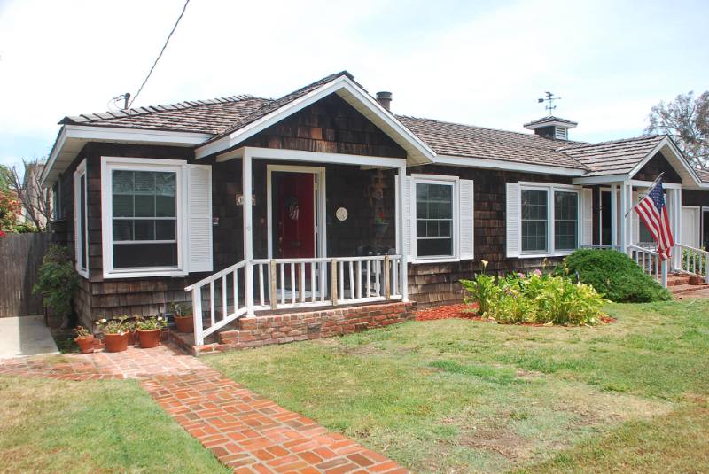 Apartment for rent at 1636 Greenwood Ave, Torrance, CA 90503