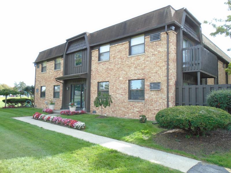 Apartment for rent at 3141 Manley, Maumee, OH 43537