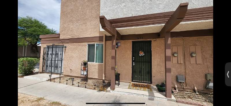 Townhouse for rent at 3671 Villa Knolls E Dr, Las Vegas, NV 89120