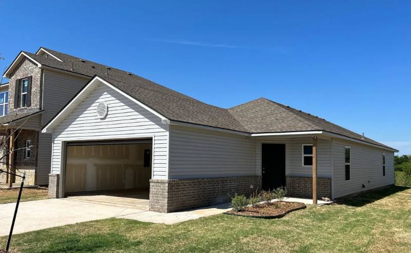 House for rent at 11901 Kameron Way, Yukon, OK 73099