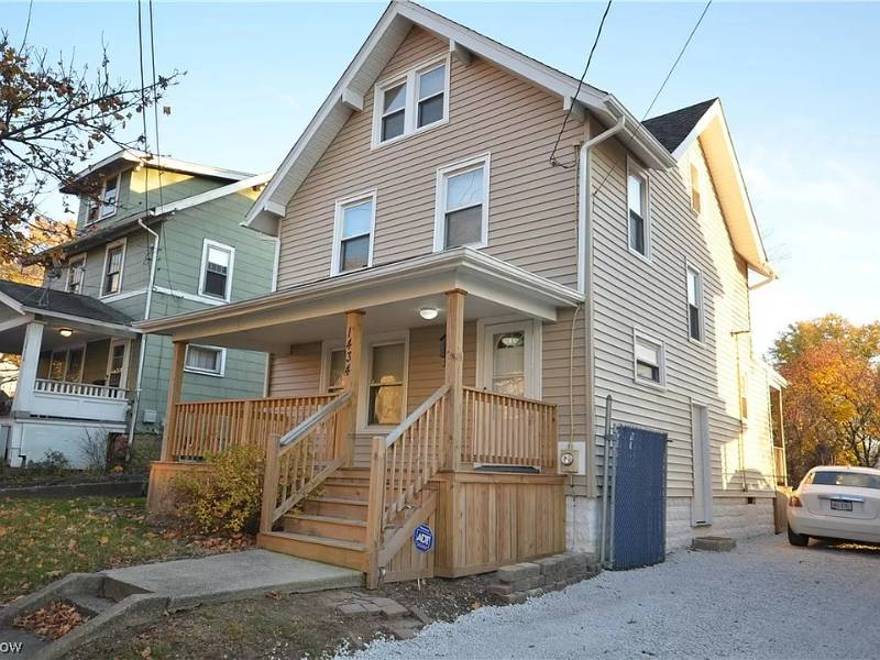 House for rent at 1434 Newton St, Akron, OH 44305