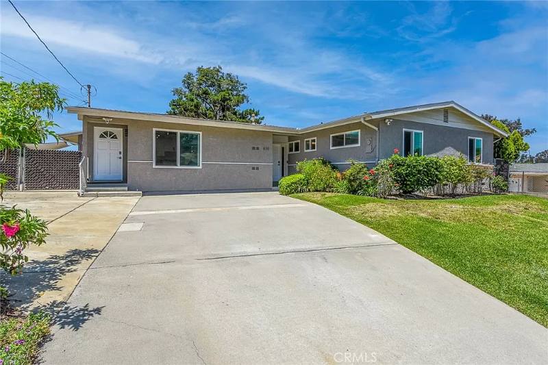 House for rent at 835 Magarian Rd, Fallbrook, CA 92028