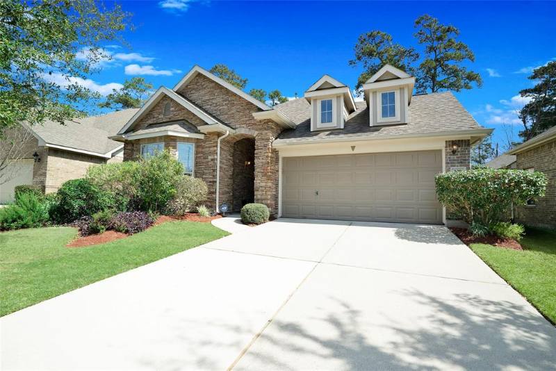 House for rent at 139 Hawkhurst Circle, Magnolia, TX 77354
