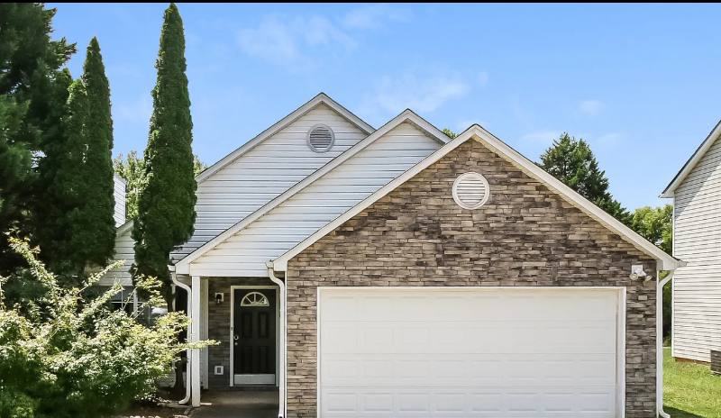 House for rent at 1019 Olde Town Place, Jonesboro, GA 30236