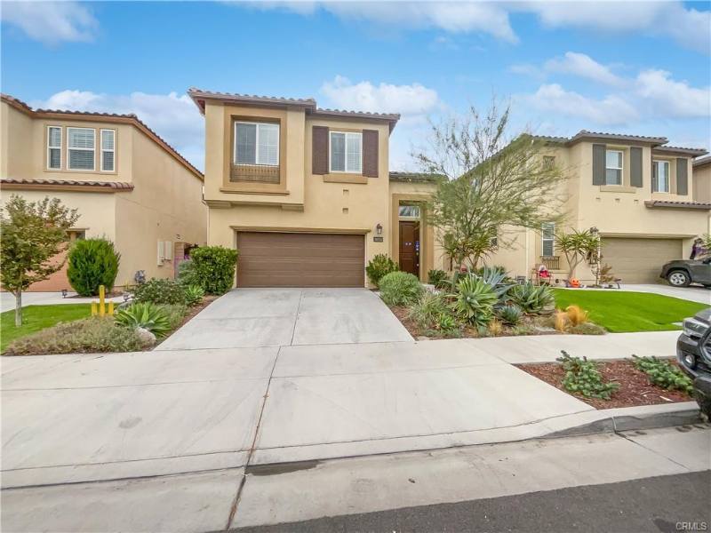 House for rent at 38352 Windingwalk Dr, Murrieta, CA 92563