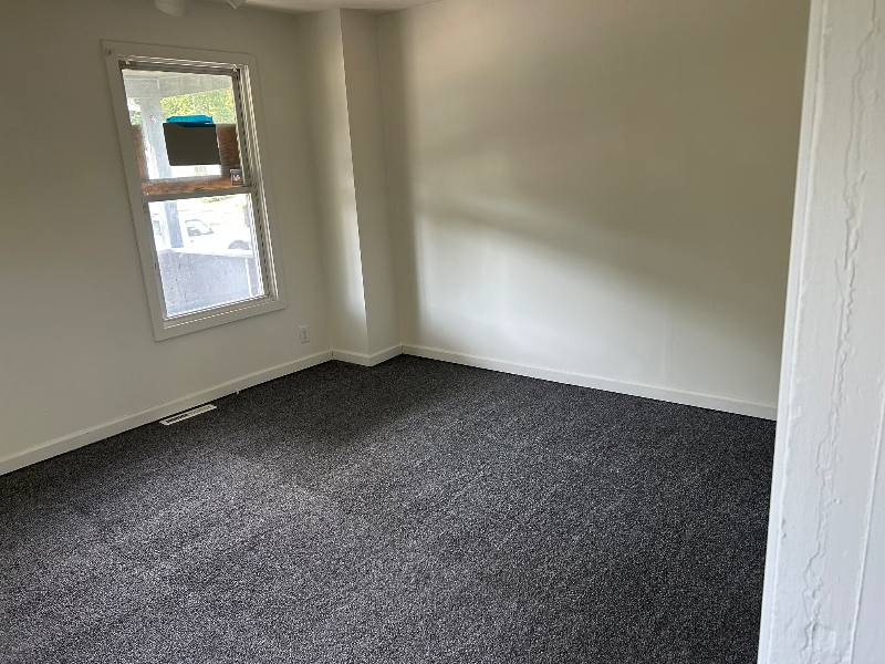 House for rent at 1543 N Park Ave, Warren, OH 44483