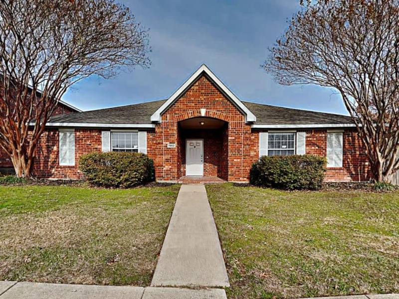 House for rent at 7802 Coral Way #1, Rowlett, TX 75088