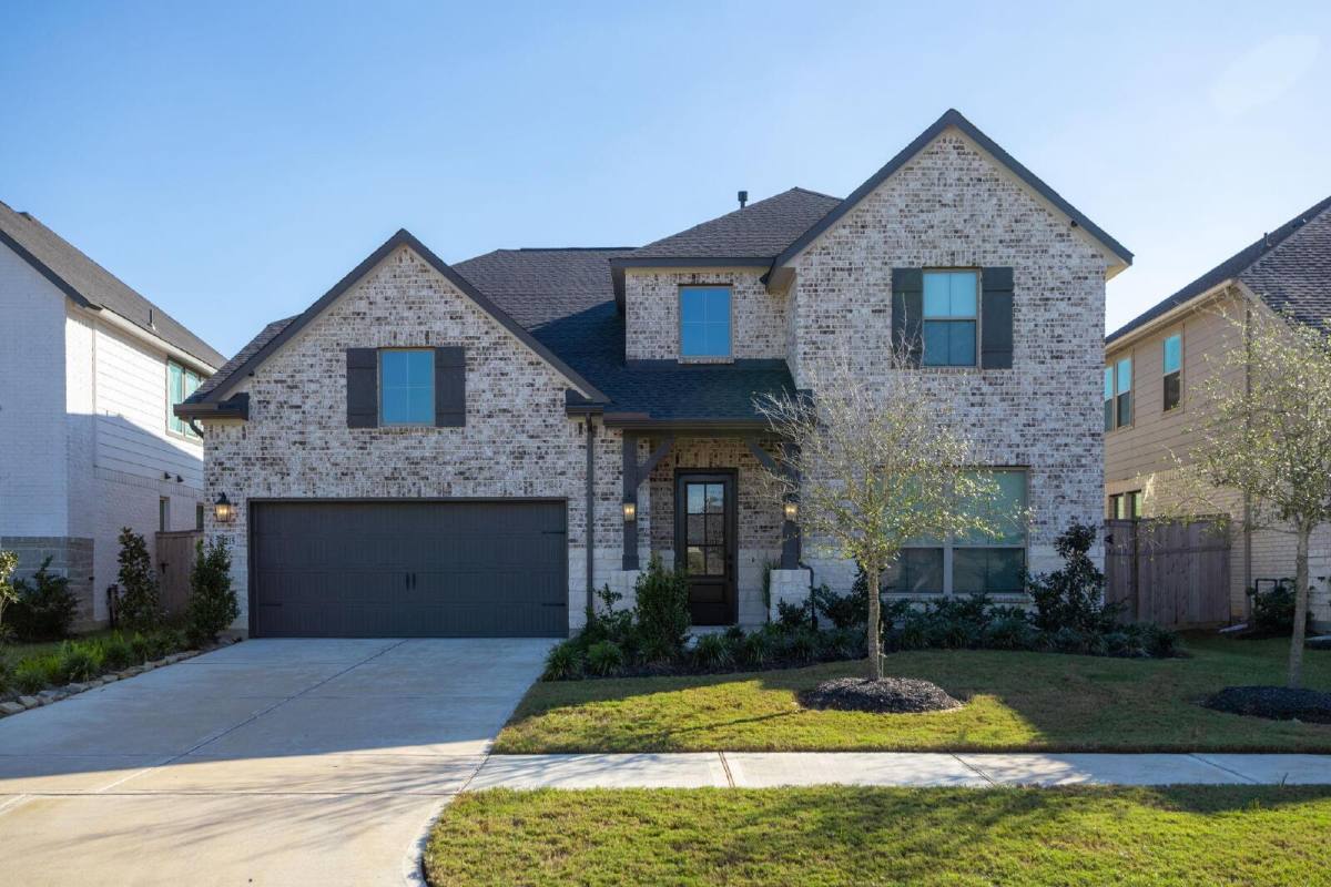 House for rent at 31215 Hastings Creek Lane, Fulshear, TX 77441