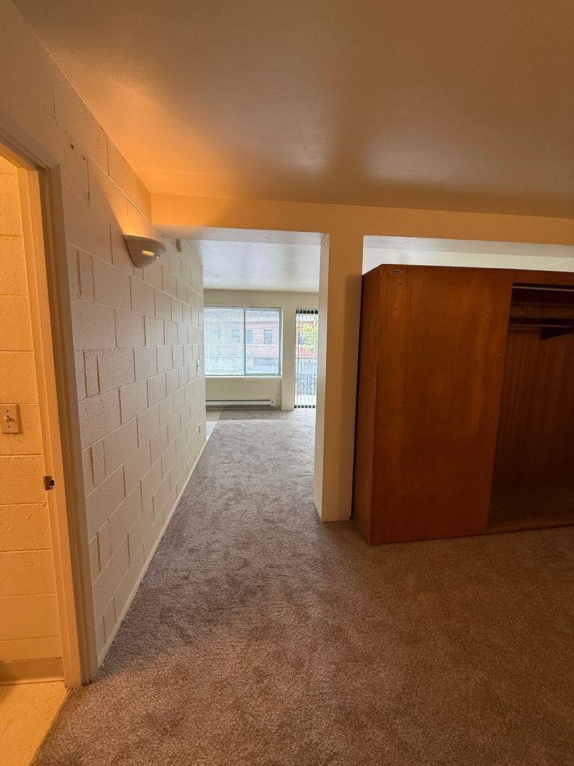 Apartment for rent at 1811 Summit Ave #213, Seattle, WA 98122