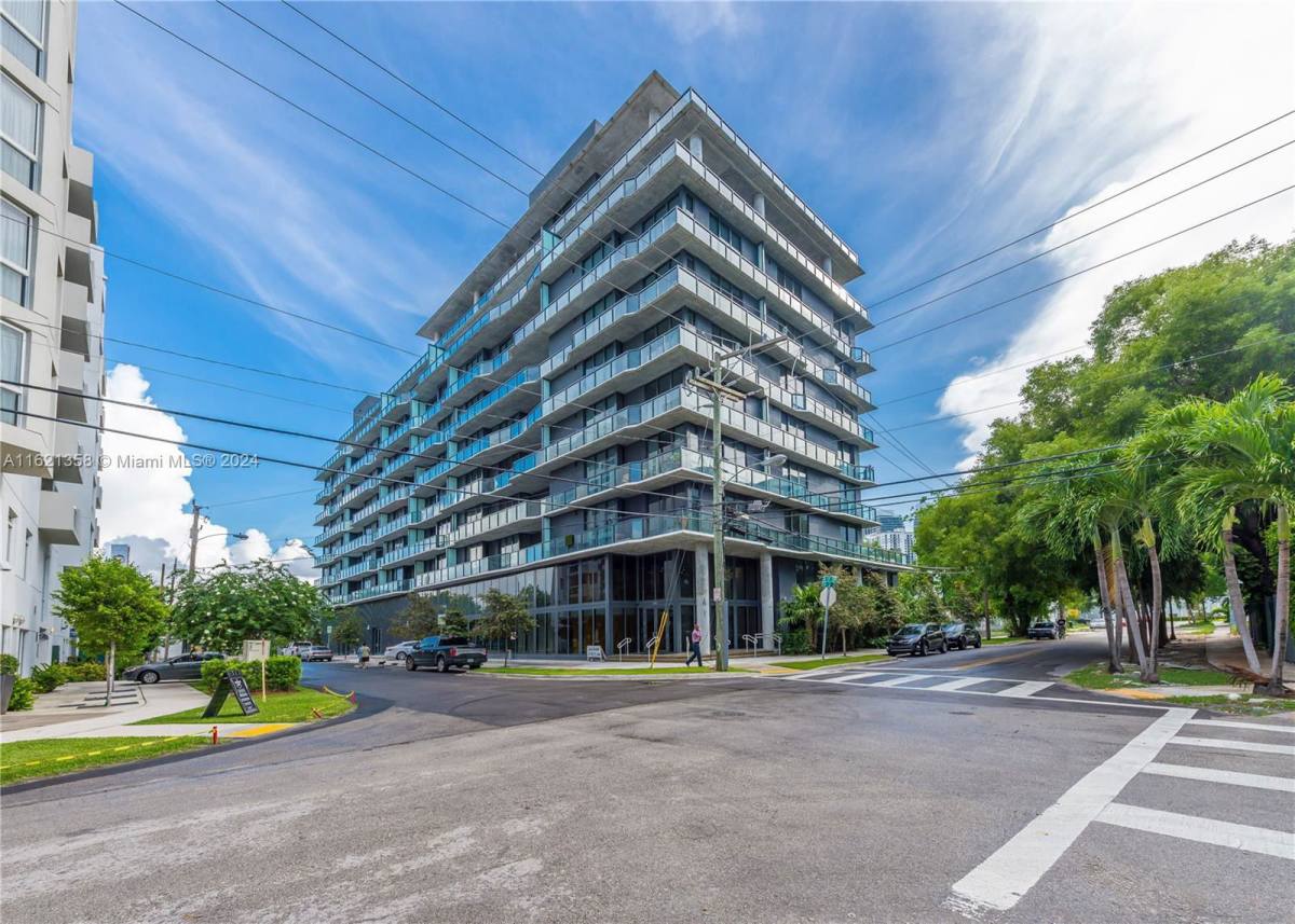 Apartment for rent at 201 SW 17th Rd, Miami, FL 33129
