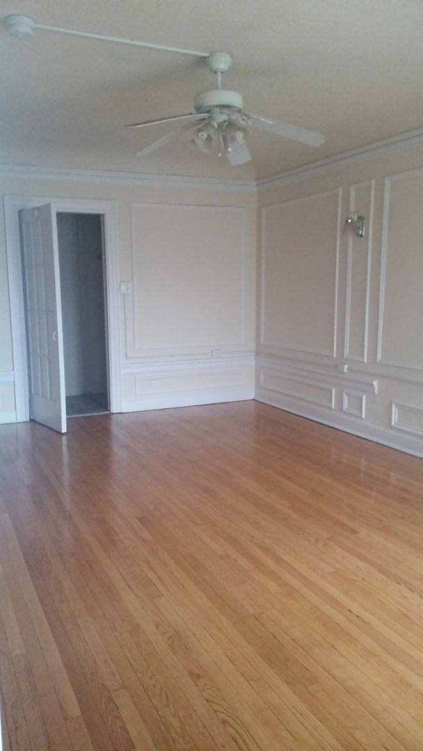 House for rent at 1603 Ridge Ave #J-2, Evanston, IL 60201