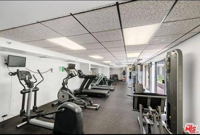 House for rent at 2910 Neilson Way #409, Santa Monica, CA 90405