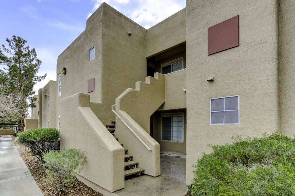 Apartment for rent at 1908 High Valley Court #105, Las Vegas, NV 89128