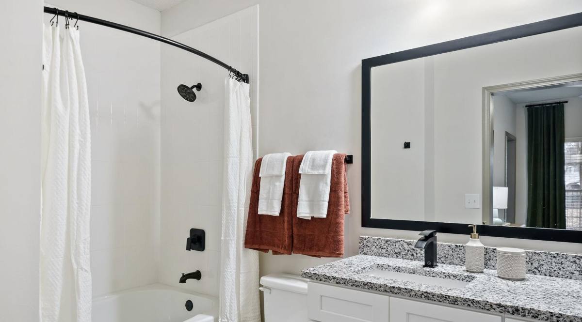 Apartment for rent at 4000 Grand Manor Court, Raleigh, NC 27612