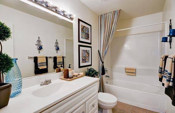 Apartment for rent at Softwind Point Apartment Homes, 881 Soft Wind Rd, Vista, CA 92081