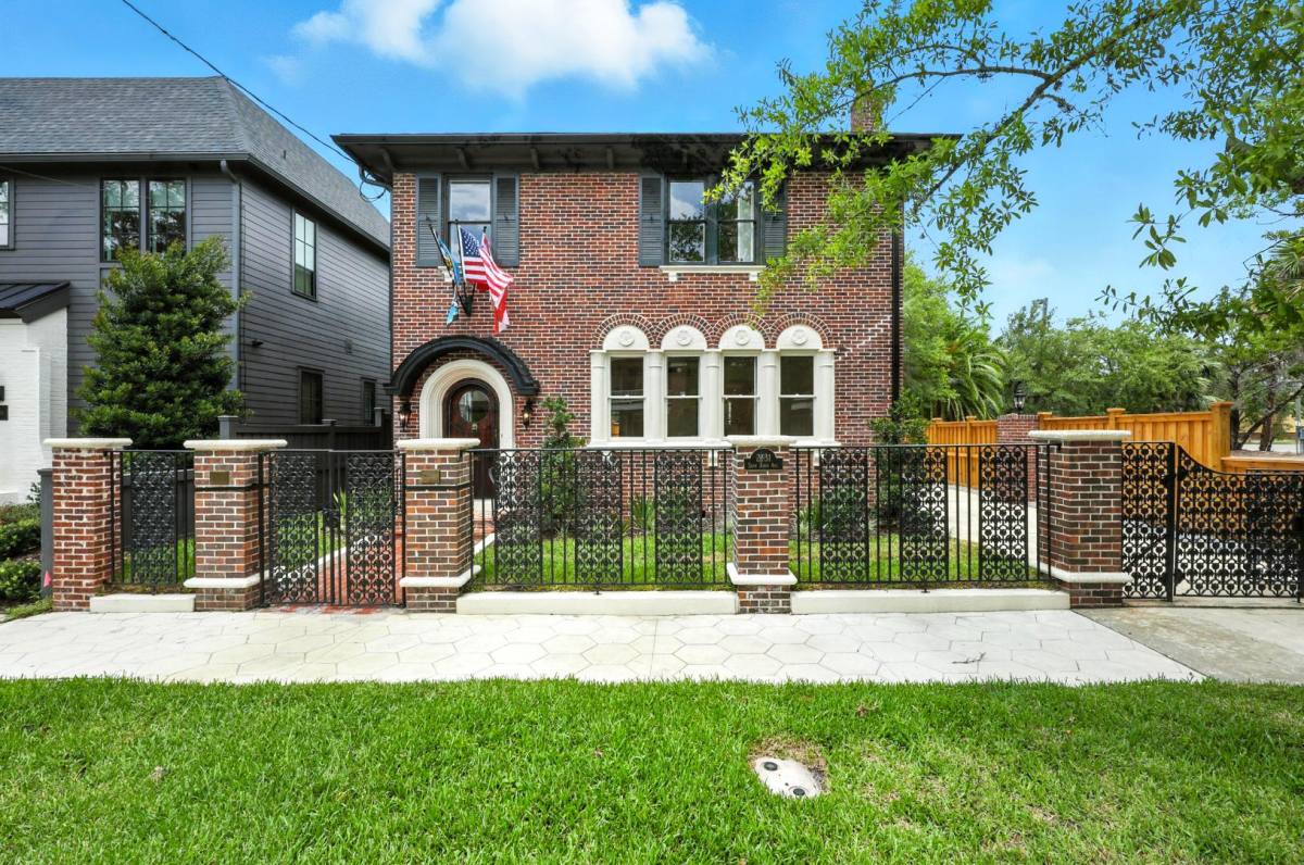 House for rent at 2131 Saint Johns Ave, Jacksonville, FL 32204