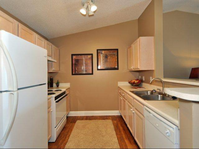 Apartment for rent at 500 Lullwater Circle, Newnan, GA 30263