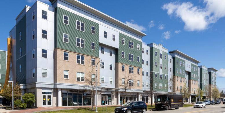 Apartment for rent at 132 Marginal Way, Portland, ME 04101