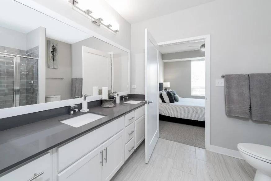 Apartment for rent at 205 W Touhy Ave, Park Ridge, IL 60068