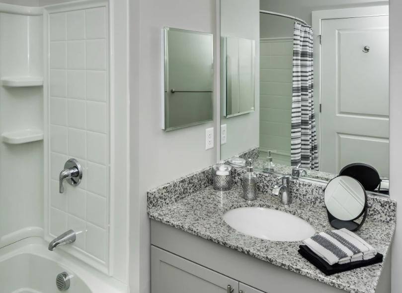 Apartment for rent at 2 Conway St, Freeport, ME 04032