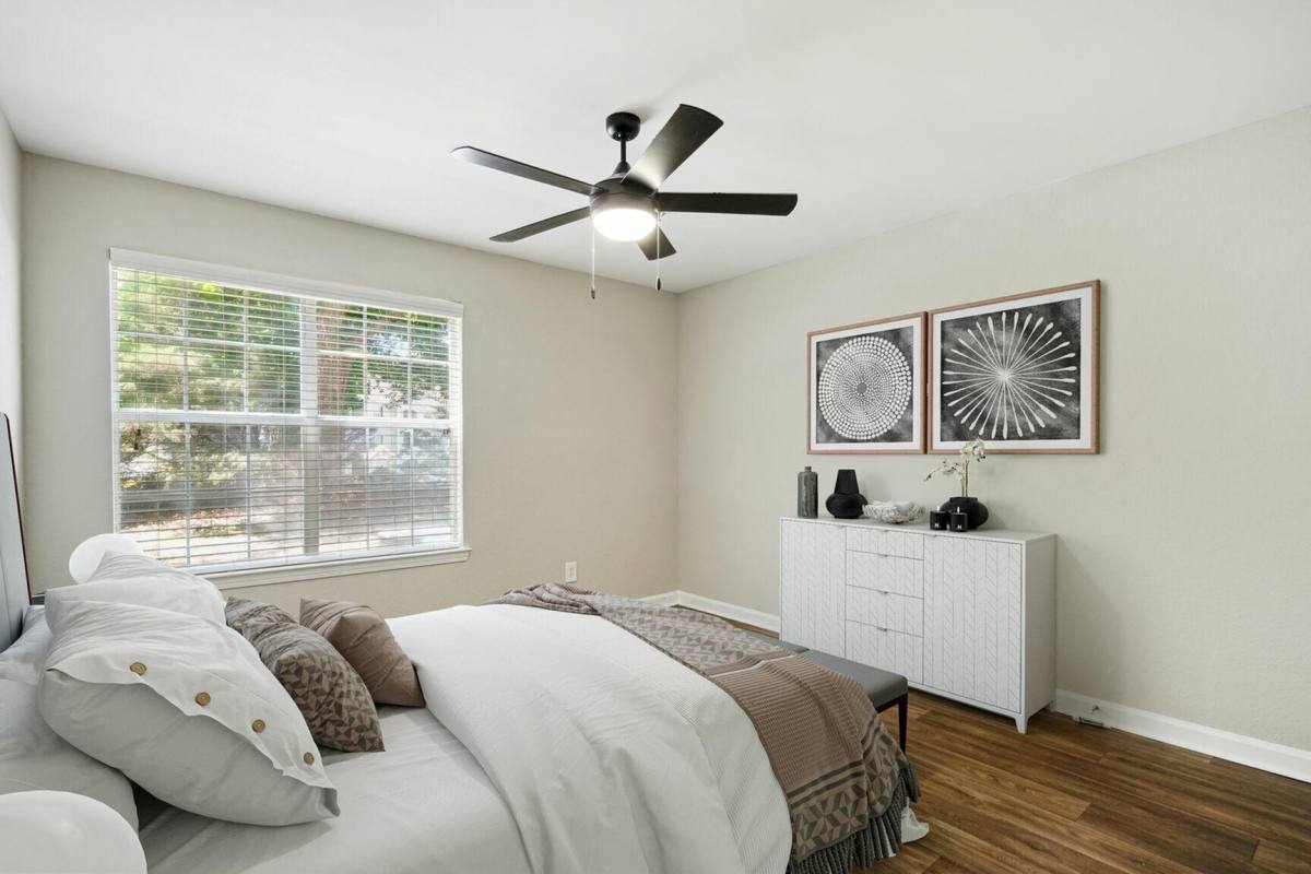 Apartment for rent at Cambridge Faire Apartment Homes, 900 Meadow Glen Parkway, Fairburn, GA 30213