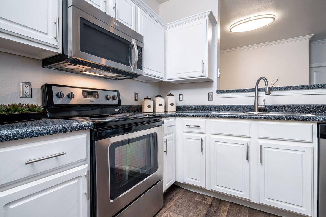 Apartment for rent at 2901 E Mayfield Rd, Grand Prairie, TX 75052