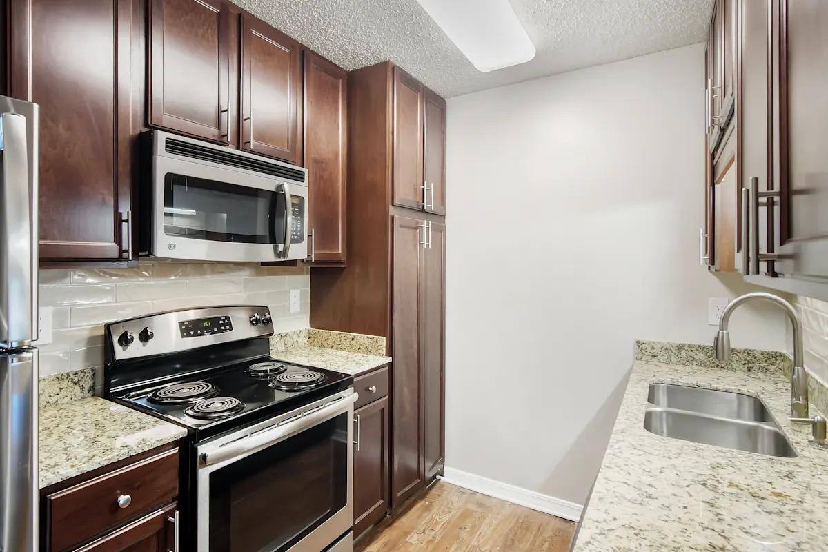 Apartment for rent at Lakeshore Pointe Resort, 111 Lakeshore Dr, Brandon, MS 39047