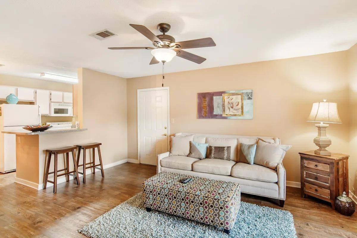 Apartment for rent at 3946 Highway 182 E, Columbus, MS 39702